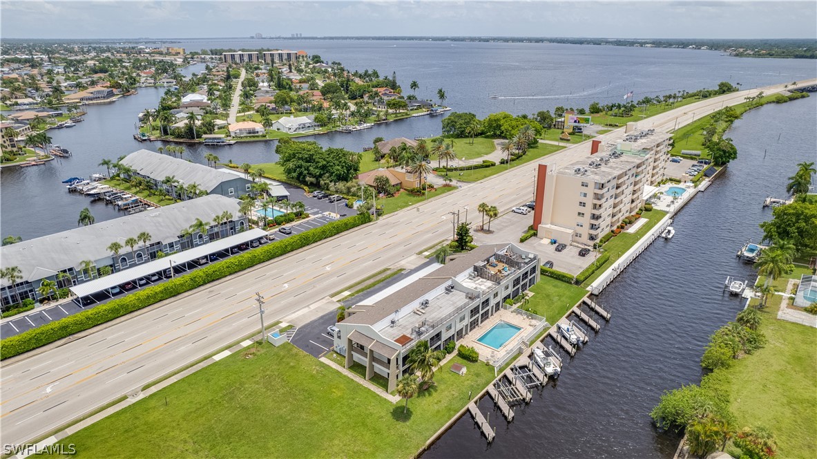 1754  Cape Coral Parkway, Apt 109