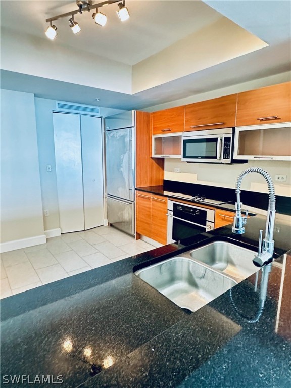 3000  Oasis Grand Boulevard, Apt 1503