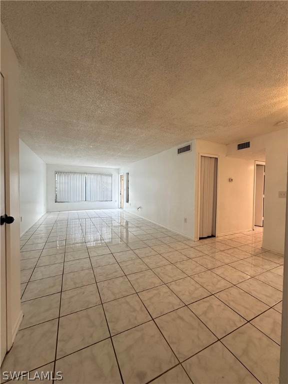 3704  Broadway, Apt 118