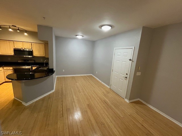 23520  Walden Center Drive, Apt 206