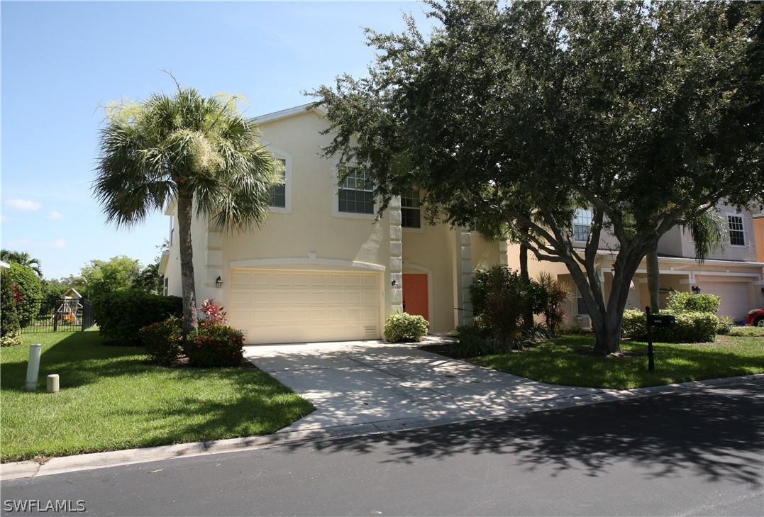 8993  Falcon Pointe Loop