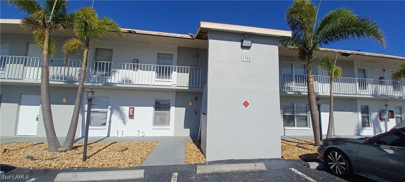 3705  Country Club Boulevard, Apt _Unit 3