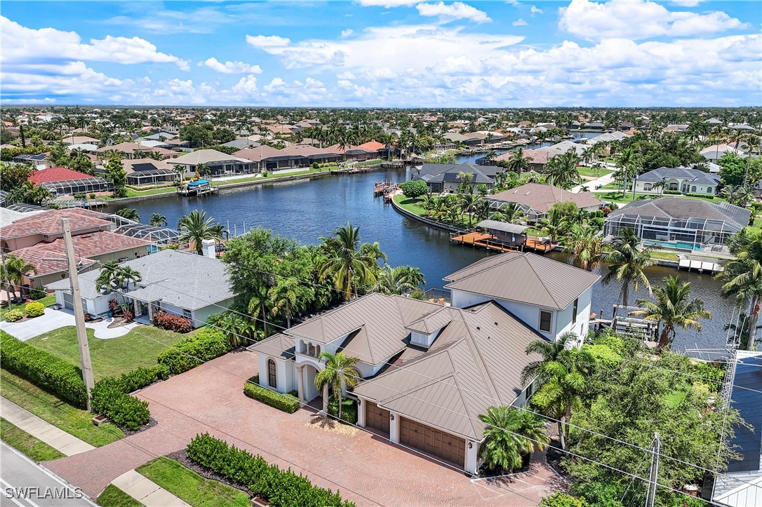 2215  Cape Coral Parkway