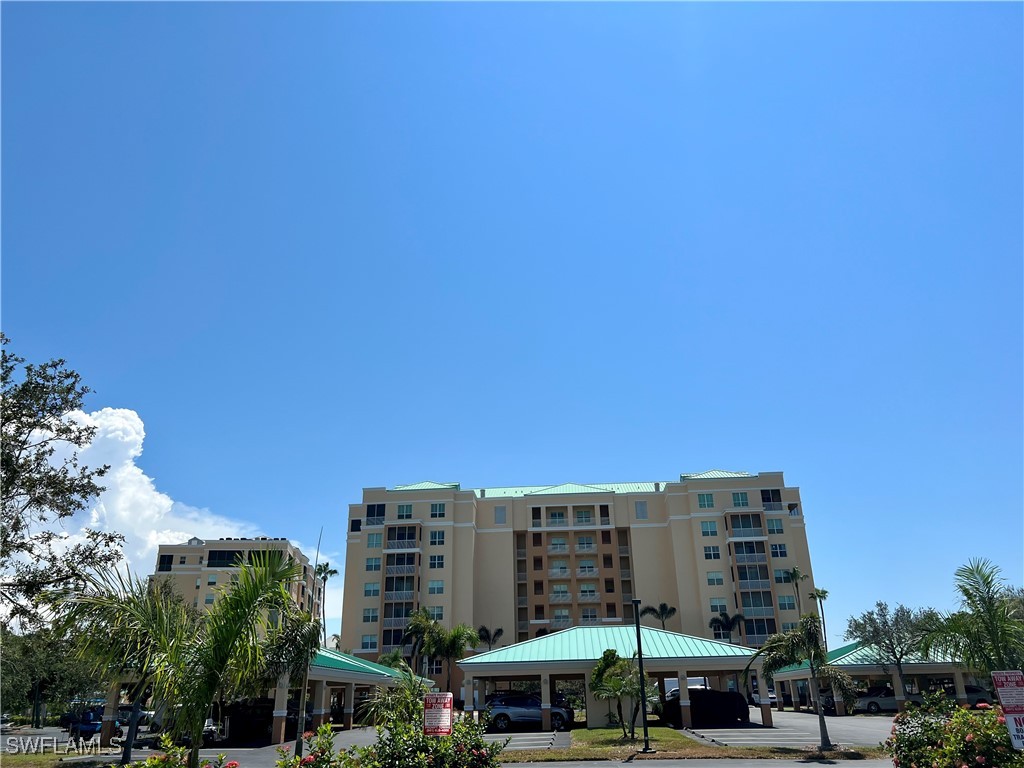 2060  Matecumbe Key Road, Apt 2105