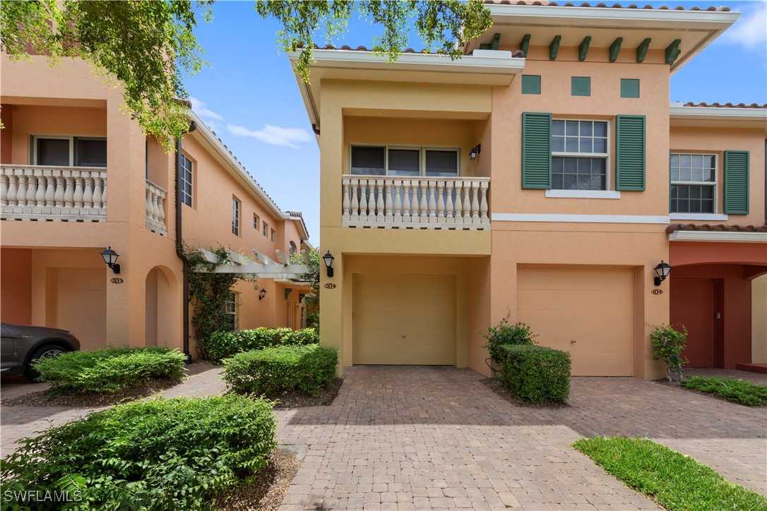 8601  Piazza Del Lago Circle, Apt 204