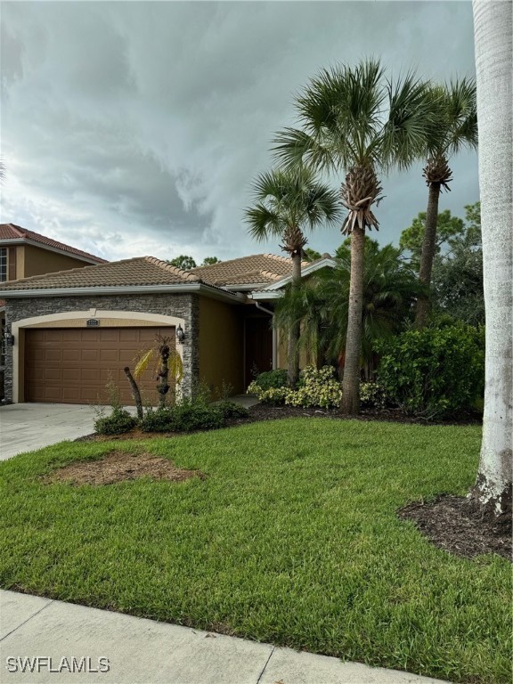 2722  Blue Cypress Lake Court