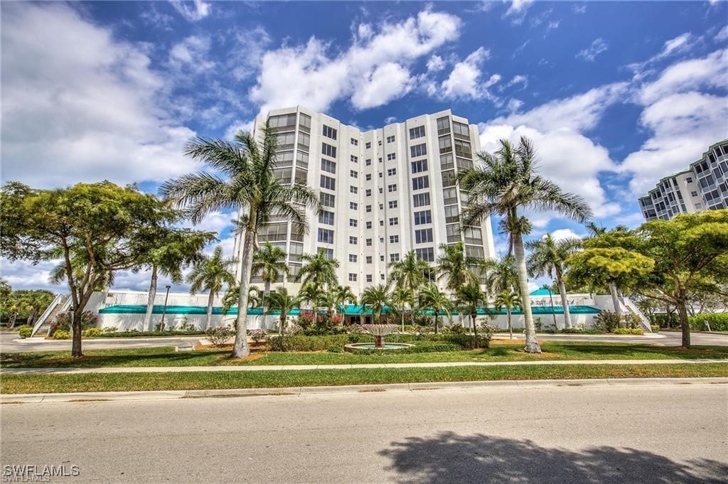 4183  Bay Beach Lane, Apt 3P1