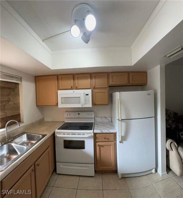 2640  Park Windsor Drive, Apt 207