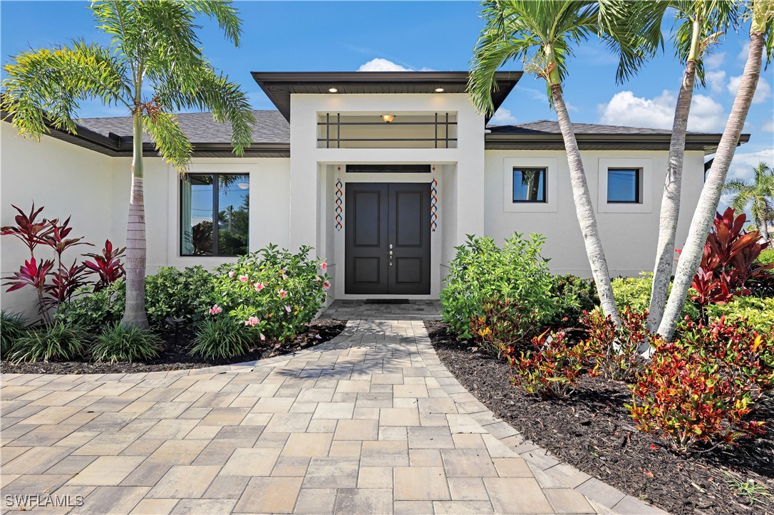 2214  Cape Coral Parkway