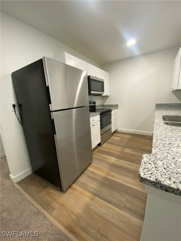 175 N Lee Street, Apt 207