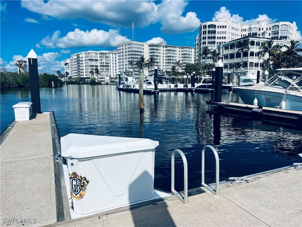   38' BOAT DOCK H-9 GULF HARBOUR MARINA