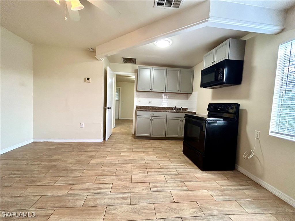 4926  Vincennes Court, Apt 6