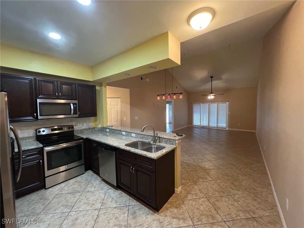 1096  Winding Pines Circle, Apt 205