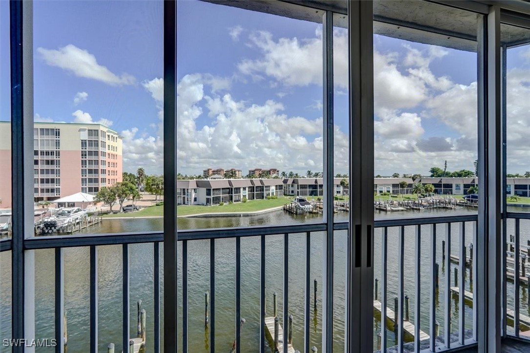 4551  Bay Beach Lane, Apt 352