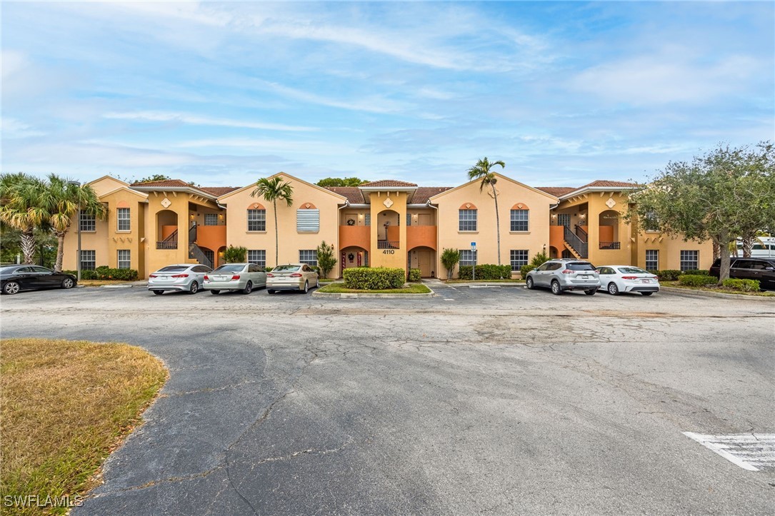 4172  Castilla Circle, Apt 201