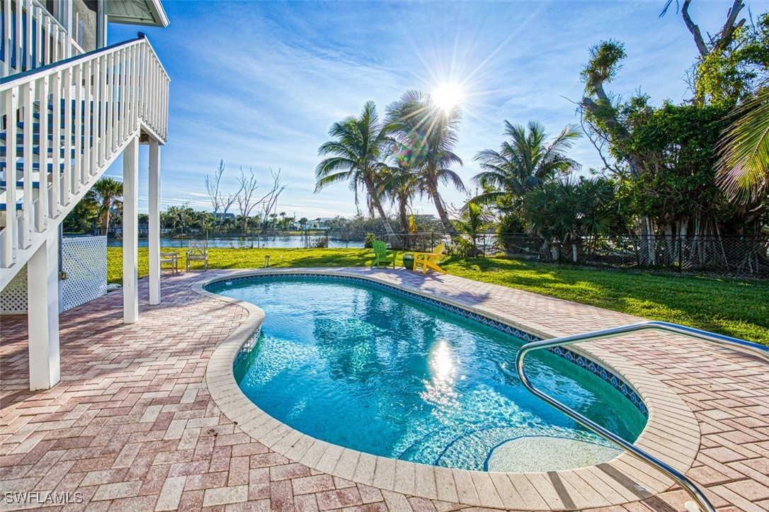 3131  Twin Lakes Lane