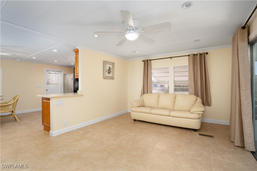 4  Lake Diane Drive