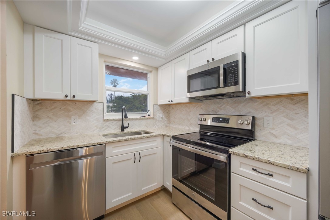 300  Forest Lakes Boulevard, Apt 210