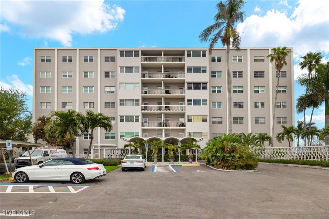 1900  Clifford Street, Apt 503