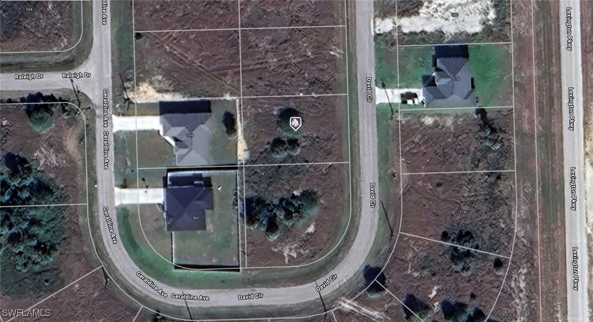 577  David Circle