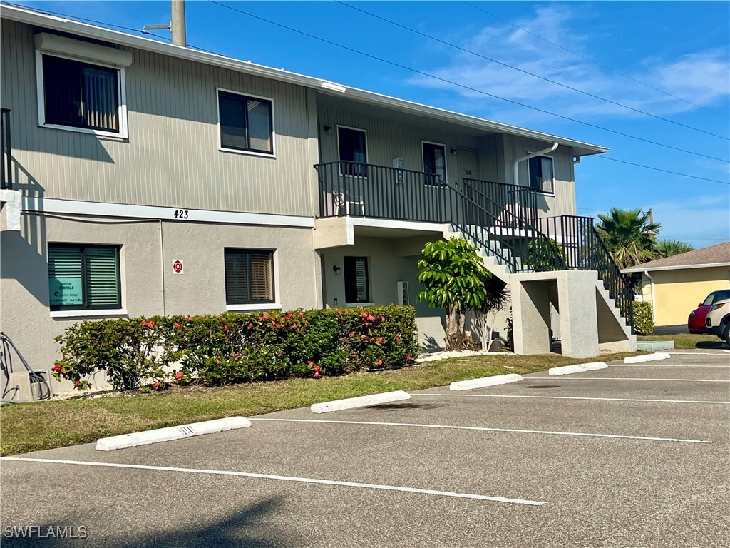 423  Cape Coral Parkway, Apt 103