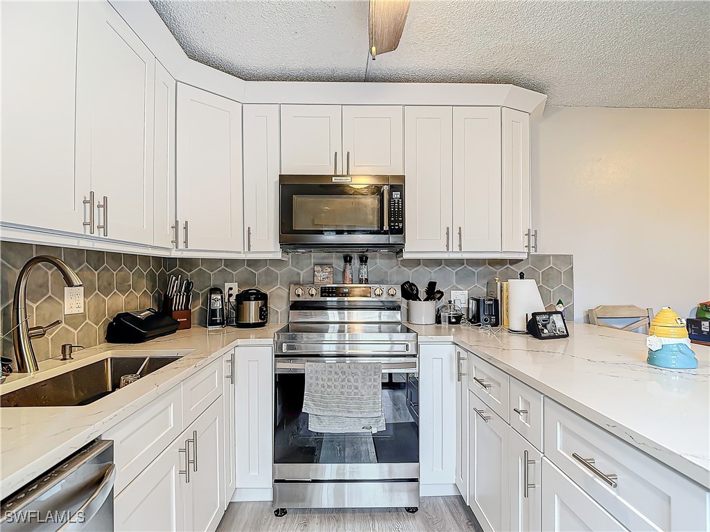 5215  Cedarbend Drive, Apt 4