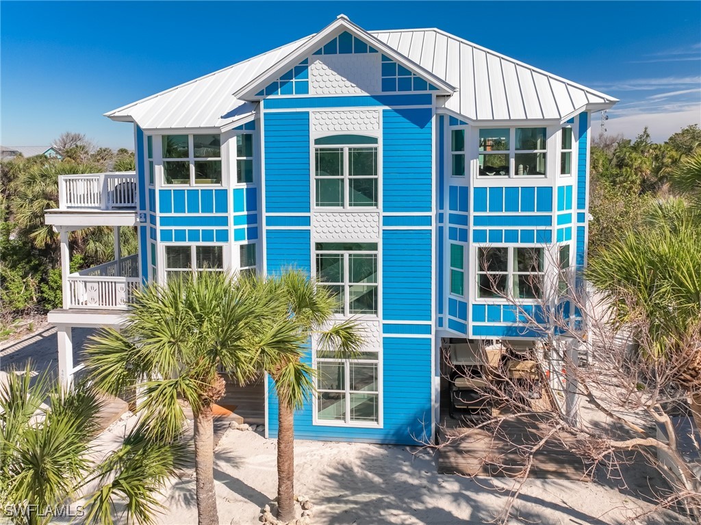 4460  Smugglers Drive