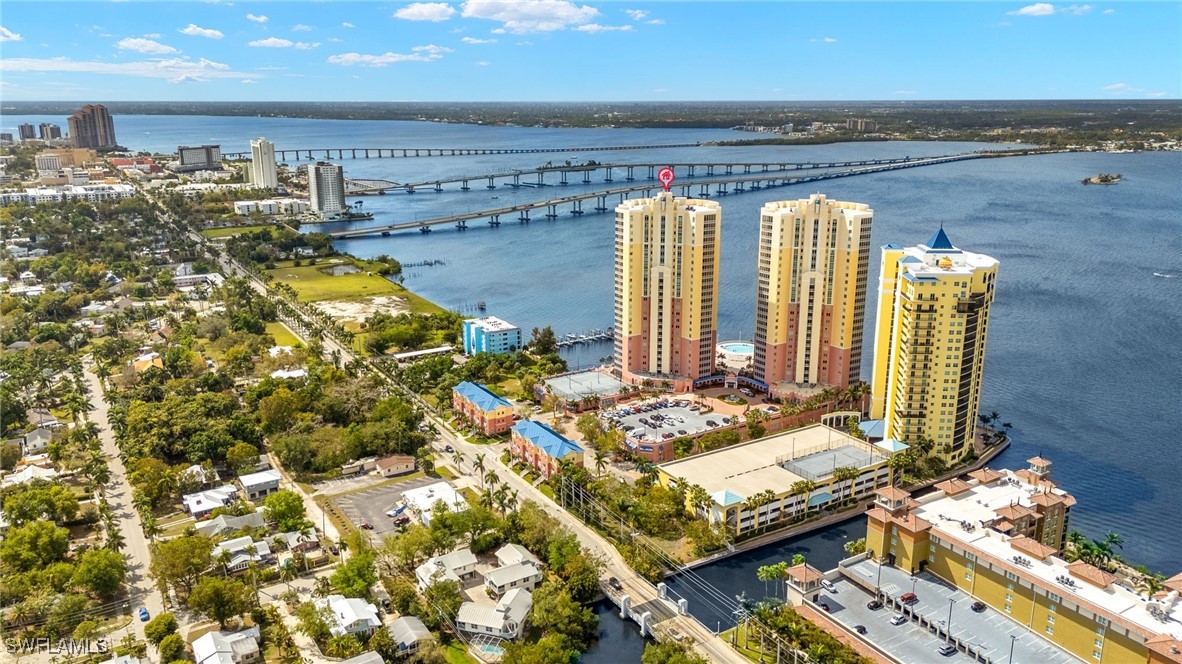 2743  1st Street, Apt 2404