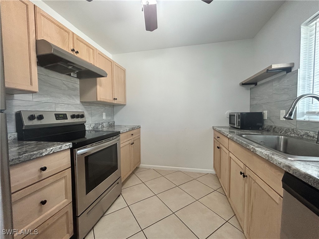 1232 SE 8th Street, Apt 1