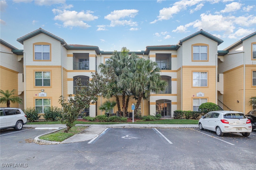 11500  Villa Grand, Apt 315