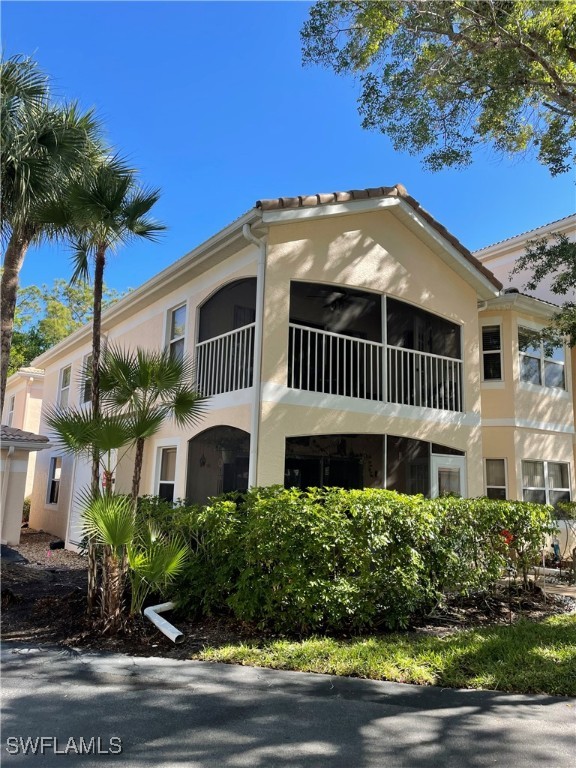1096  Woodshire Lane, Apt C201