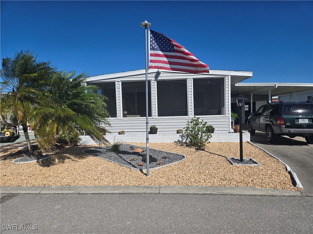 450  Snead Drive