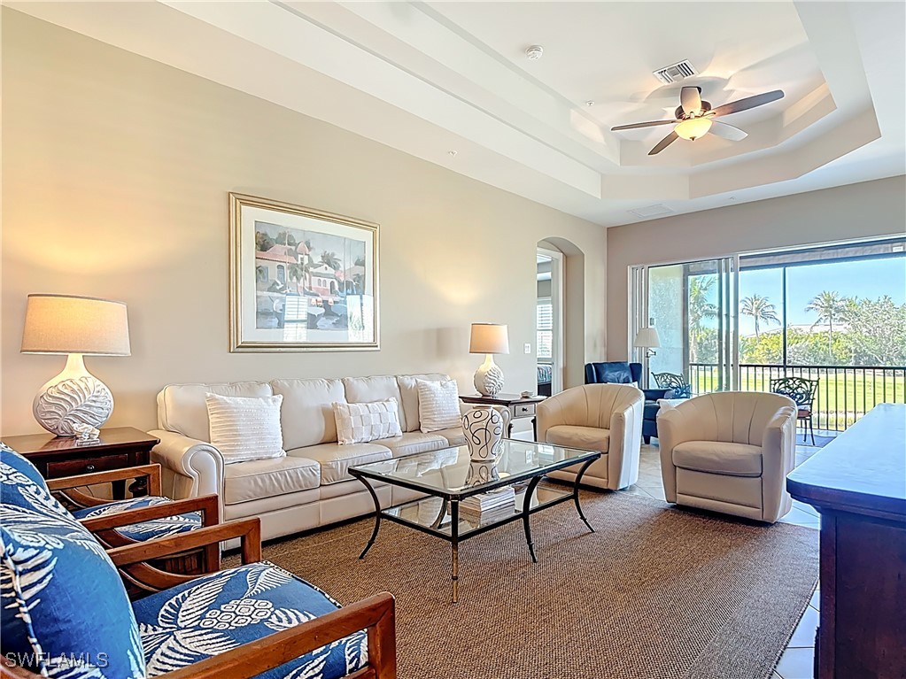 10271  Glastonbury Circle, Apt 202