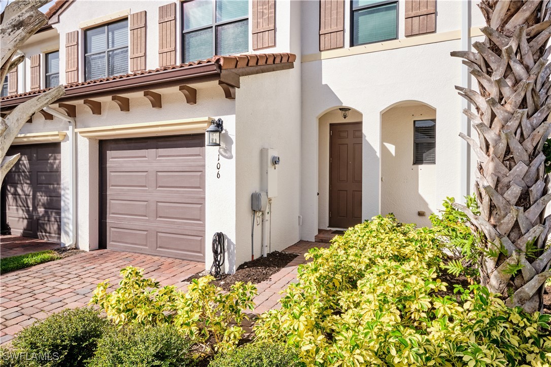 9462  Montebello Way, Apt 106