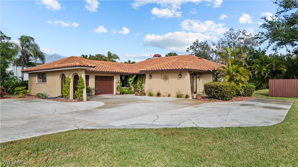 7090  Hendry Creek Drive