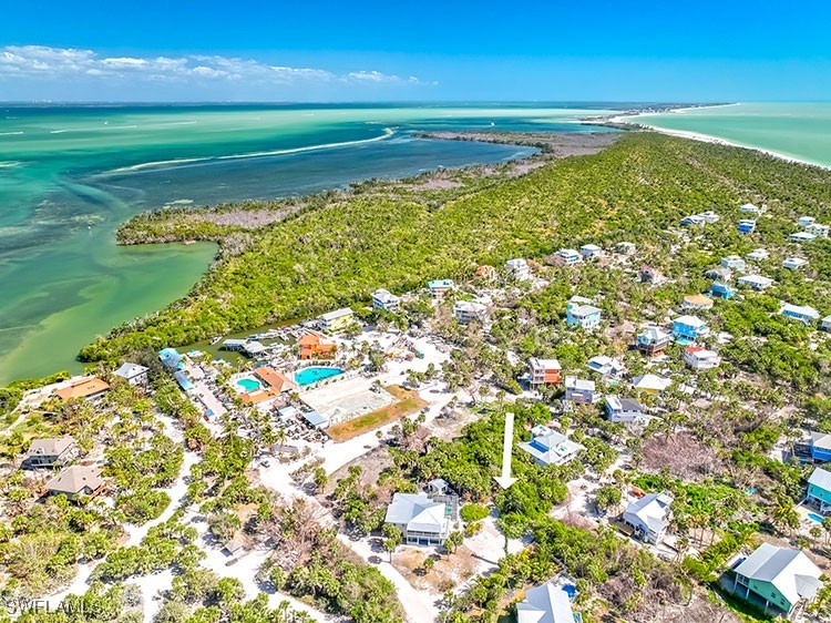 517  Longboat Circle