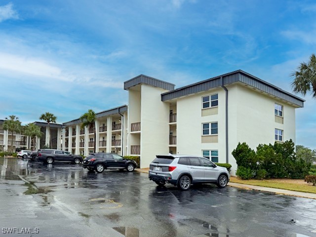 1740  Pine Valley Drive, Apt 315