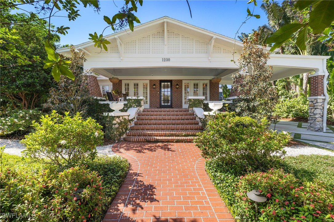 1230  Caloosa Drive