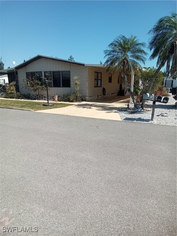 4925  Porky Lane