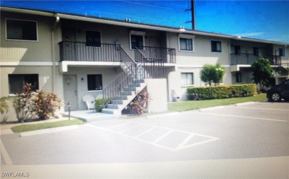 423  Cape Coral Parkway, Apt 102