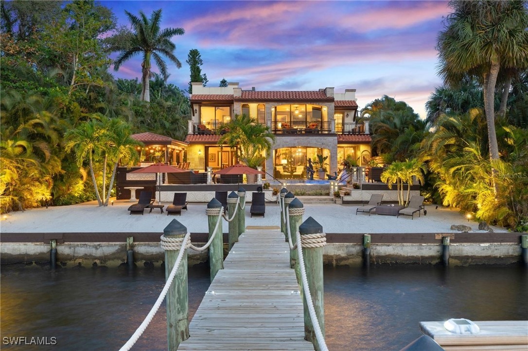 5  Live Oak Lane